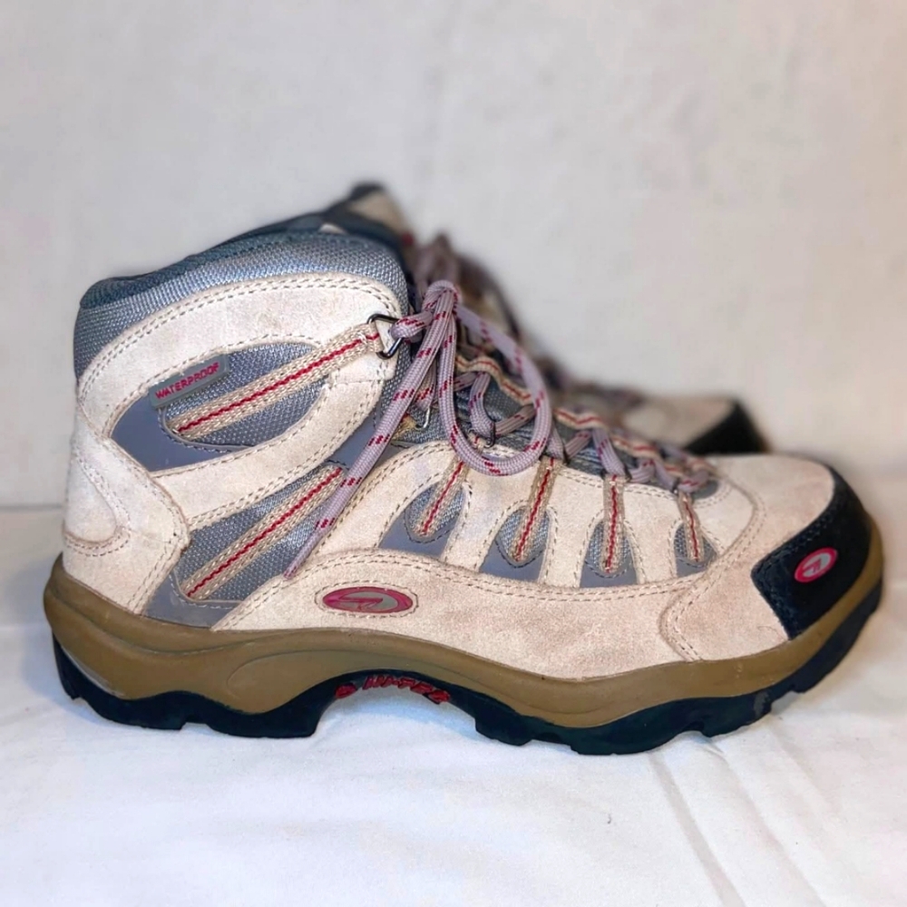 Hi-Tec Beige and Gray Hiking Boots